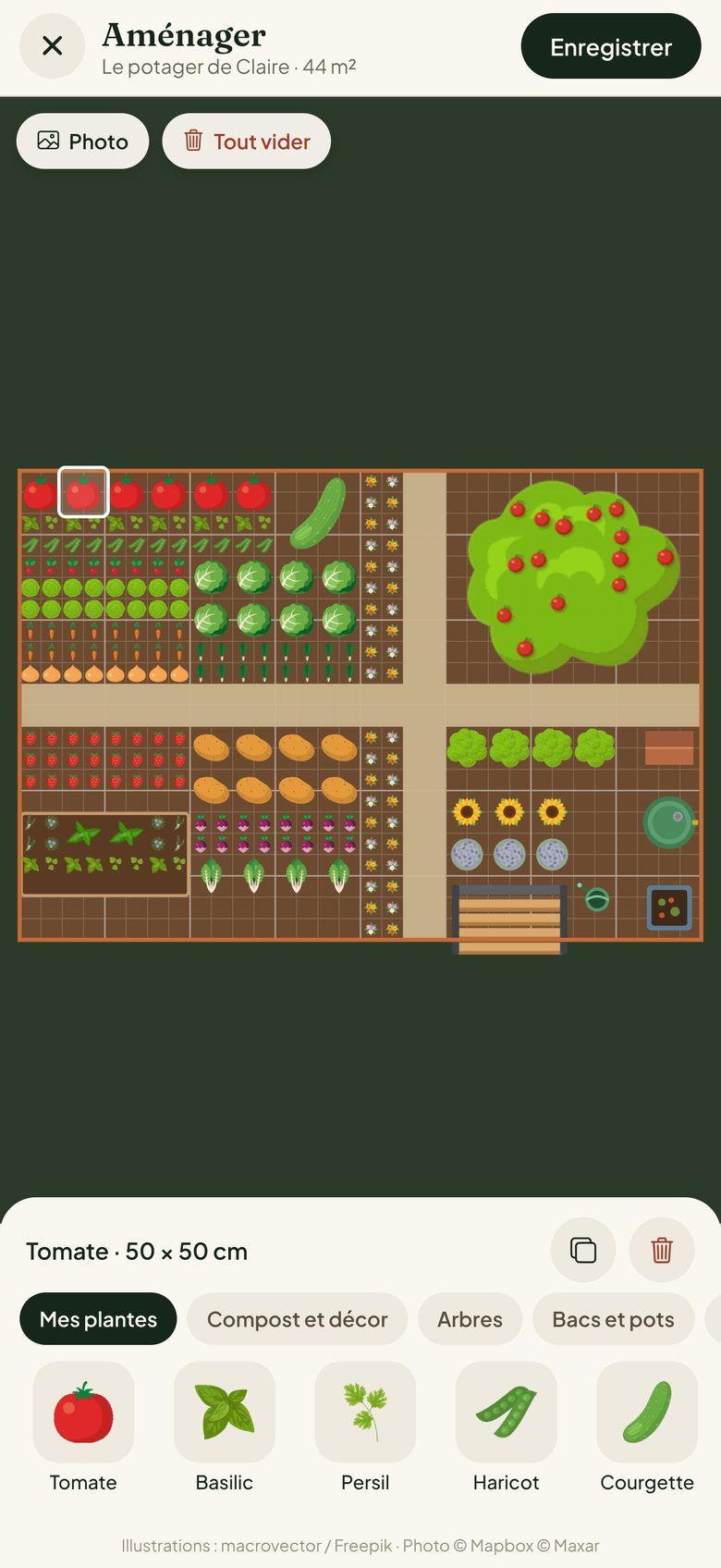 L'outil Aménager d'Hortenia : le plan 2D d'un potager de 44 m² et la palette des plantes à placer
